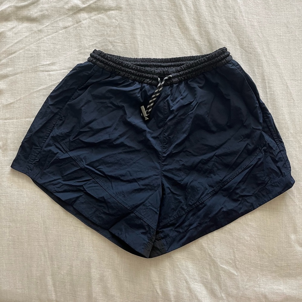 Lululemon Navy Evergreen Short
